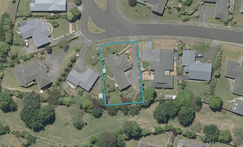 15 Holdsworth Drive, Otamatea, Whanganui - Carousel 1