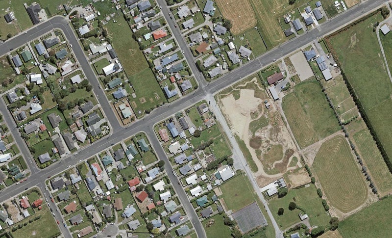1/85 Avon Road, CLIFTON, INVERCARGILL - Carousel 1