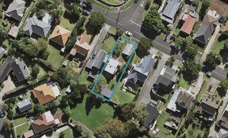 58 Waiohua Road, Greenlane, Auckland - Carousel 1