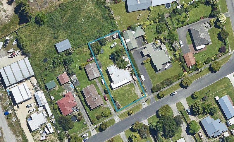8 Salisbury Road, Fairy Springs, Rotorua - Carousel 1