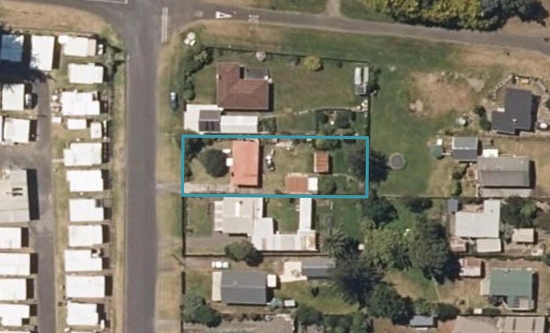 154 Park Avenue, Waitarere Beach, Levin - Carousel 1