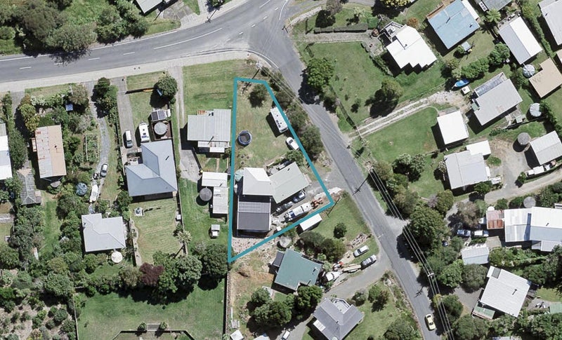 1 James Mcleod Road, Shelly Beach, South Head - Carousel 1