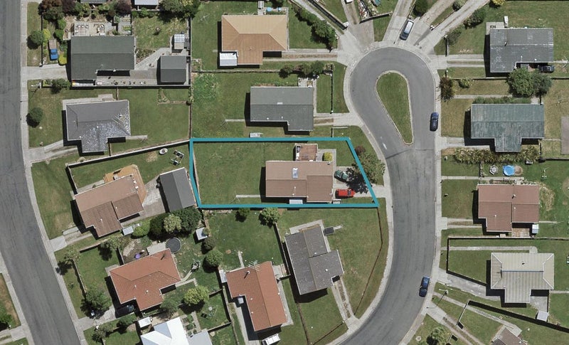 24 Newbie Place, Heidelberg, Invercargill - Carousel 1