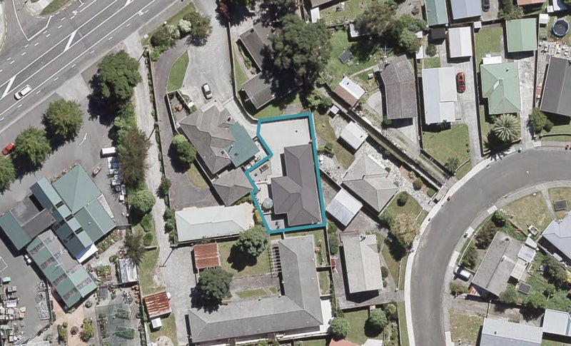 1072 Fergusson Drive, Clouston Park, Upper Hutt - Carousel 1