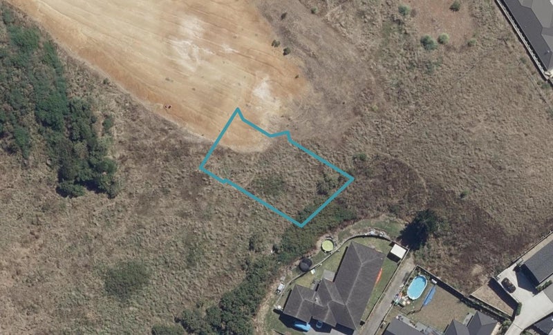 12 Katapaki Rise, Flagstaff, Hamilton - Carousel 1