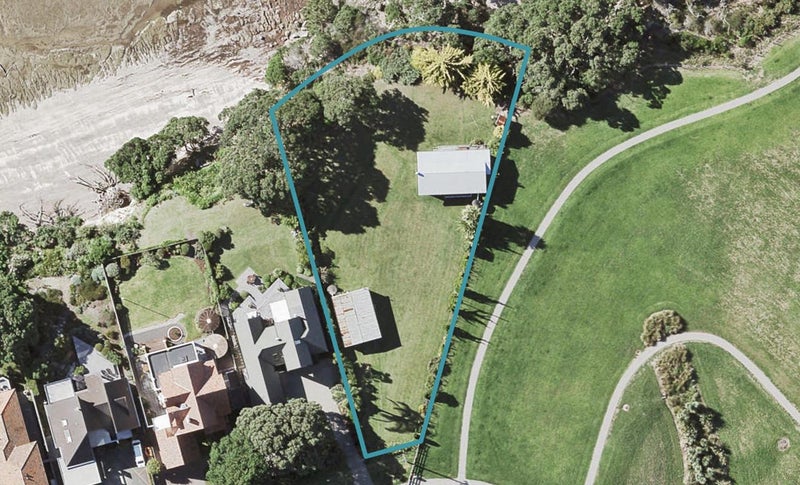 162 Second View Avenue, Beachlands, Auckland - Carousel 1