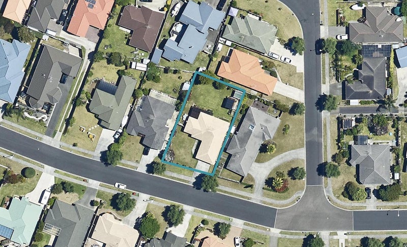 42 Corinth Grove, Papamoa Beach, Papamoa - Carousel 1