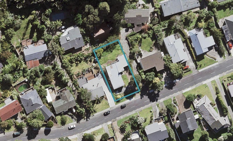 24 McDowell Crescent, Hillcrest, Auckland - Carousel 1