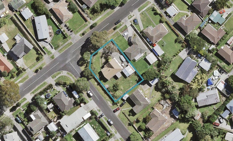 2 Mayer Place, Ranui, Auckland - Carousel 1