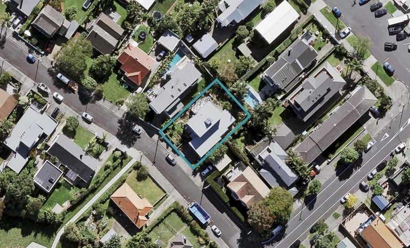 3 Tirotai Crescent, Westmere, Auckland - Carousel 1