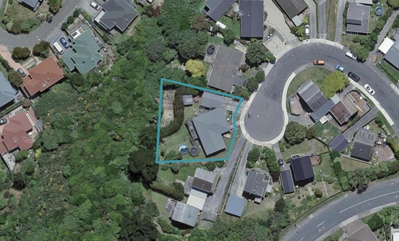 18 Anaheim Place, Churton Park, Wellington - Carousel 1