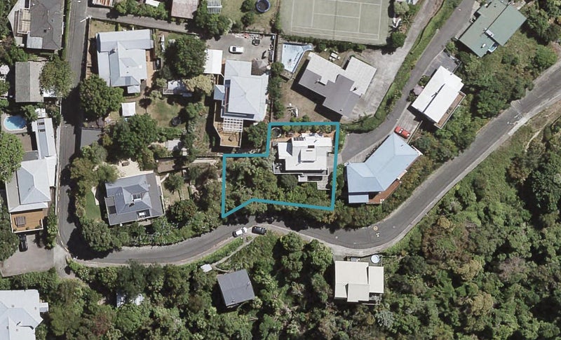 127 Priestley Terrace, Bluff Hill, Napier - Carousel 1