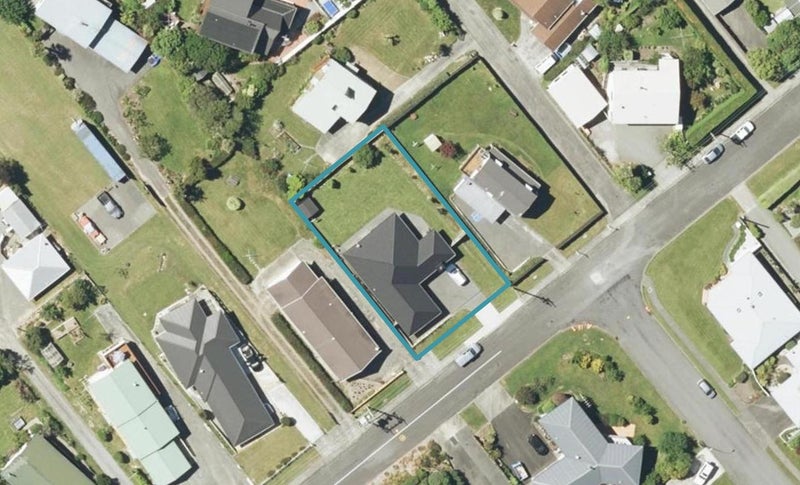 37 Moana View Road, Waikawa, Picton - Carousel 1
