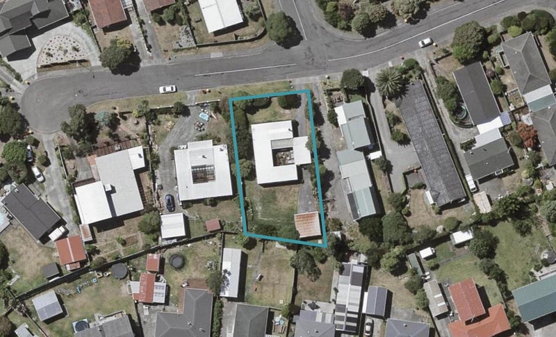 11 Olive Terrace, Paraparaumu Beach, Paraparaumu - Carousel 1