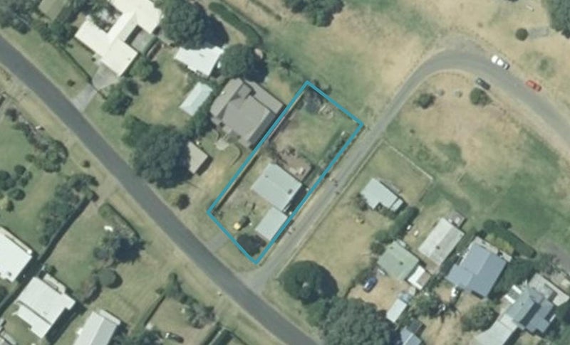 11 Harsant Avenue, Hahei - Carousel 1