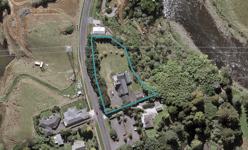 479 Mangorei Road, Highlands Park, New Plymouth - Carousel 1