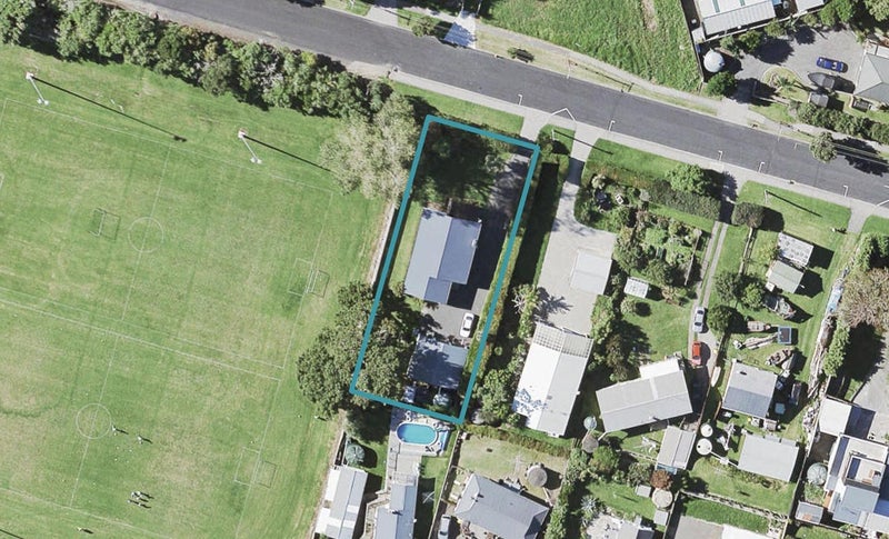 37 Beachlands Road, Beachlands, Auckland - Carousel 1
