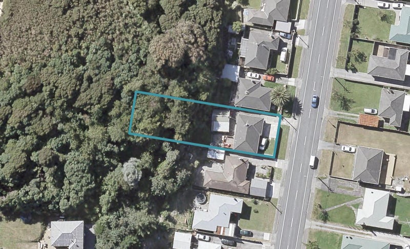 189 Wellington Road, Wainuiomata, Lower Hutt - Carousel 1