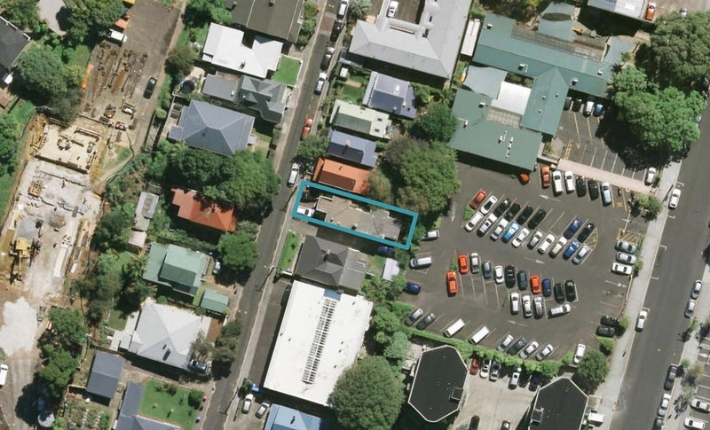 1/57 Seafield View Road, Grafton, Auckland - Carousel 1