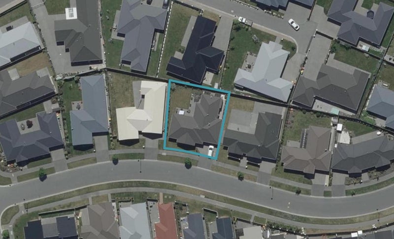 42 Davaar Crescent, Broomfield, Christchurch - Carousel 1