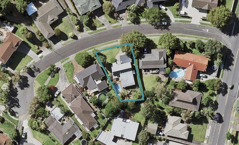 6 Hamish Place, Sunnyhills, Auckland - Carousel 1