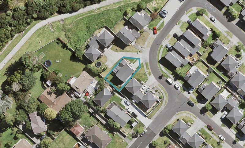 48 Brashier Circle, Sunnyvale, Auckland - Carousel 1