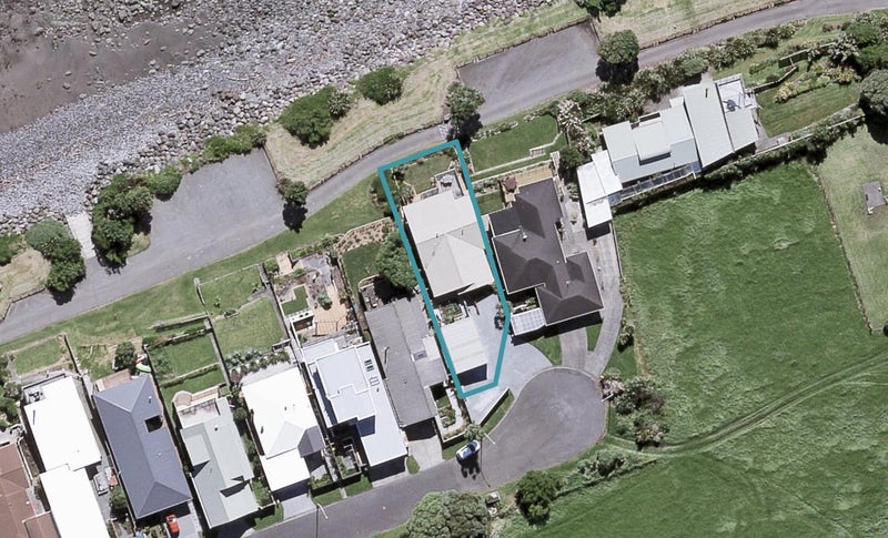 33 Wanaka Terrace, Bell Block, New Plymouth - Carousel 1