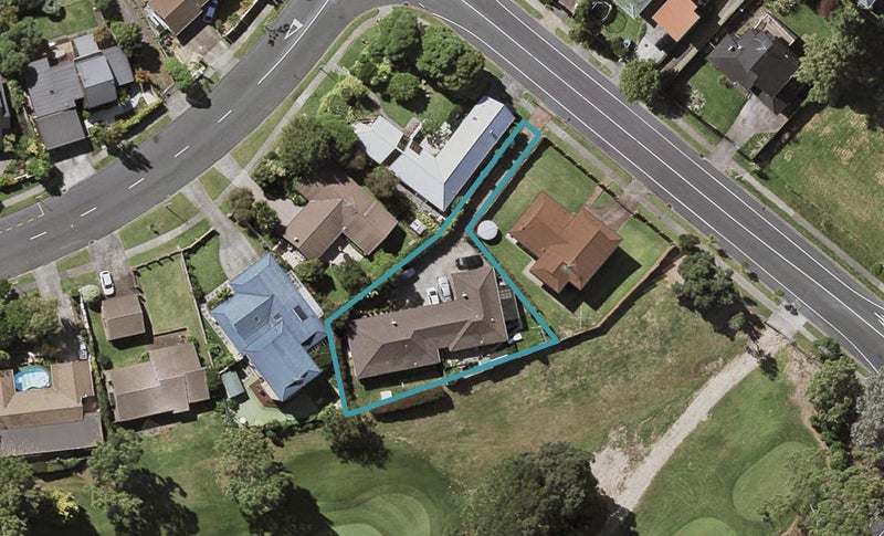 2/177 Norman Lesser Drive, St Johns, Auckland - Carousel 1