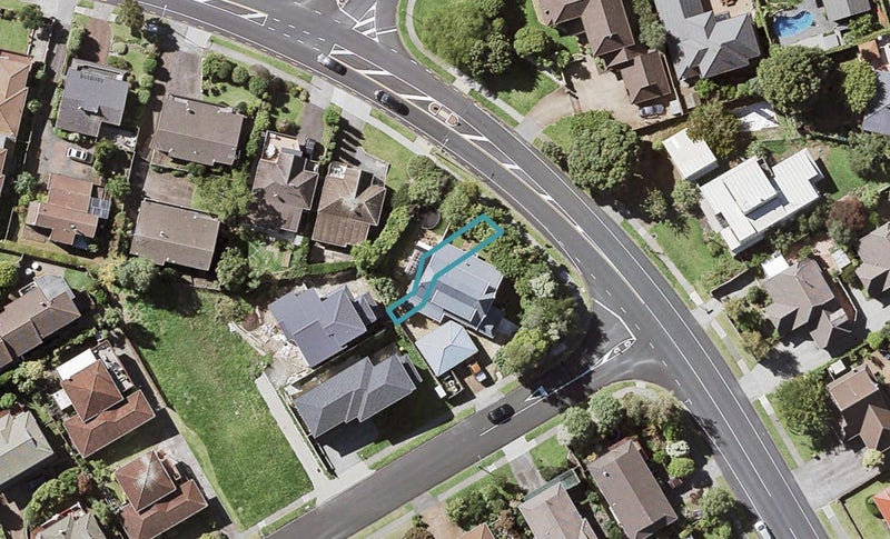 5/40 Mark Edward Drive, Half Moon Bay, Auckland - Carousel 1