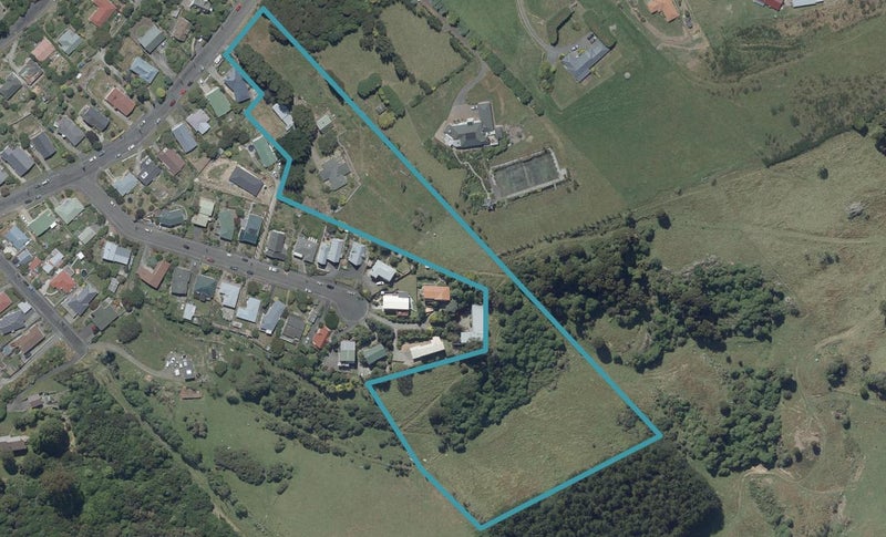 76 Campbells Road, Pine Hill, Dunedin - Carousel 1