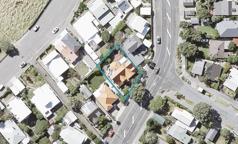 86 Muritai Road, Eastbourne, Lower Hutt - Carousel 1