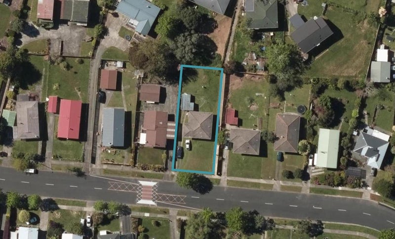 43 Ross Street, Onerahi, Whangarei - Carousel 1