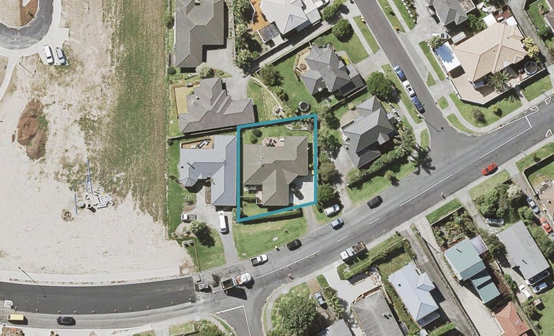 35 Spencer Road, Oteha, Auckland - Carousel 1
