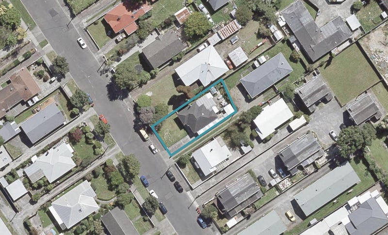 2/17 Islington Street, Trentham, Upper Hutt - Carousel 1