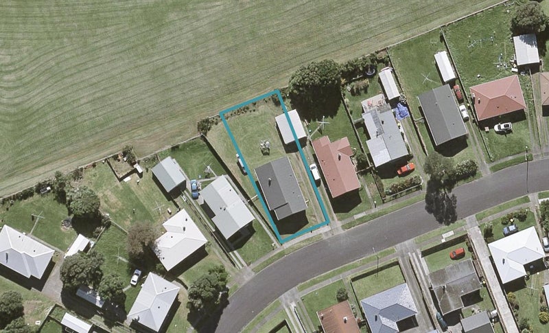 46 Marama Crescent, Spotswood, New Plymouth - Carousel 1