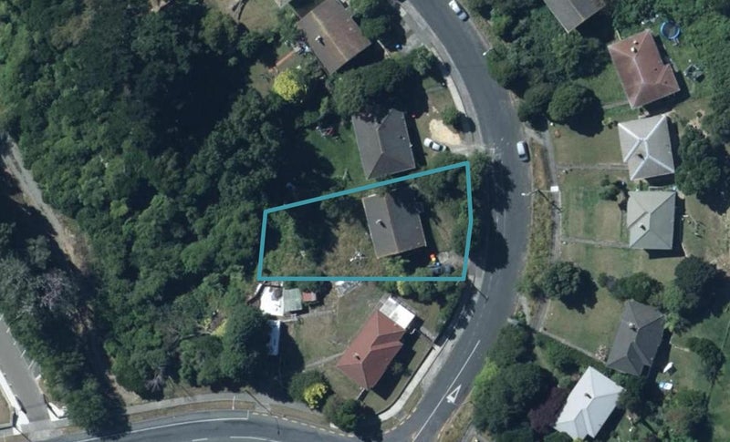 3 Gloucester Street, Cannons Creek, Porirua - Carousel 1