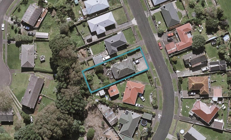 23 Endeavour Street, Marfell, New Plymouth - Carousel 1
