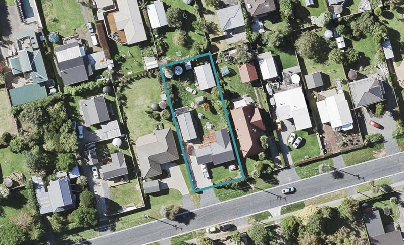 82 Second View Avenue, Beachlands, Auckland - Carousel 1