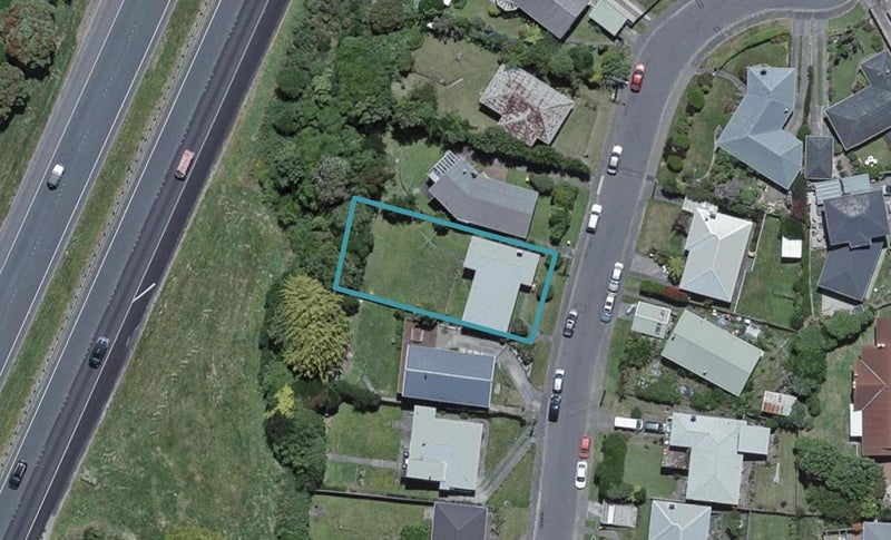 25 Lynda Avenue, Paparangi, Wellington - Carousel 1