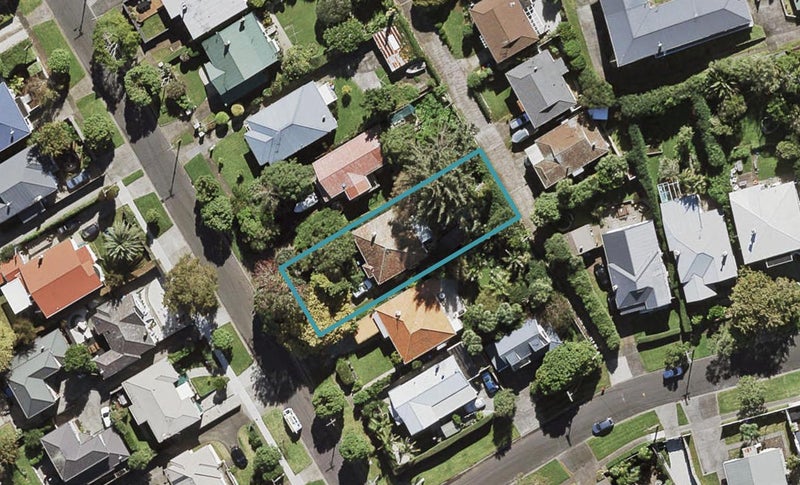 11 Vinter Terrace, Mount Albert, Auckland - Carousel 1