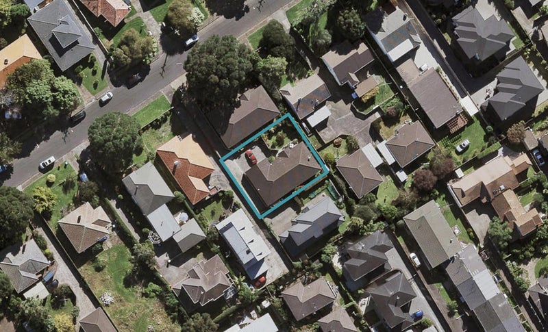 13B Raurenga Avenue, Royal Oak, Auckland - Carousel 1