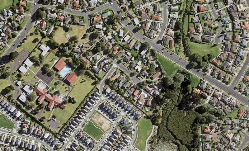 23 Leaver Place, Weymouth, Auckland - Carousel 1