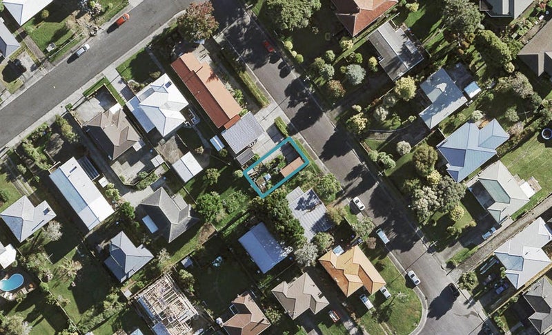 27 Subritzky Avenue, Mount Roskill, Auckland - Carousel 1