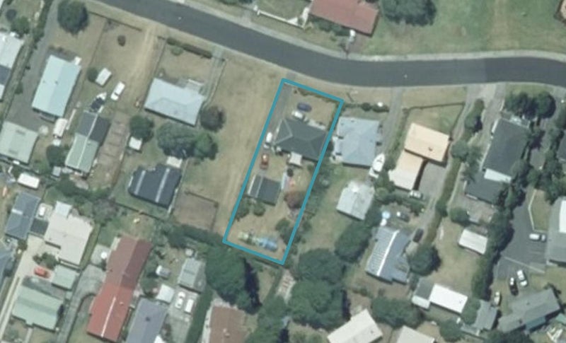 12 White Street, Whitianga, Whitianga - Carousel 1