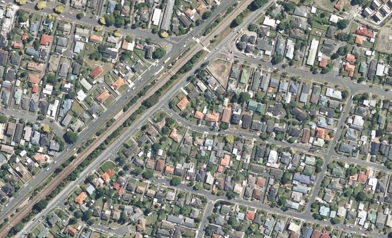 52 Fairfield Avenue, Fairfield, Lower Hutt - Carousel 1
