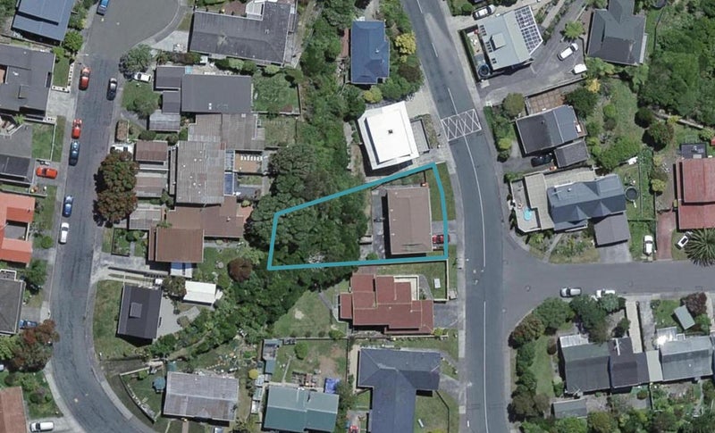 22 Chorley Grove, Churton Park, Wellington - Carousel 1