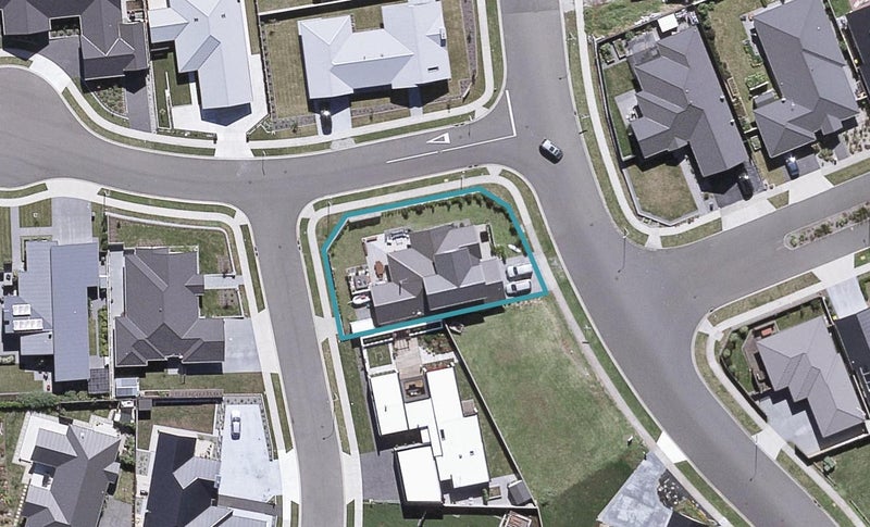 67 Links Drive, Waiwhakaiho, New Plymouth - Carousel 1