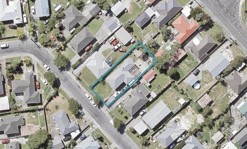 13 Coniston Street, Wainuiomata, Lower Hutt - Carousel 1