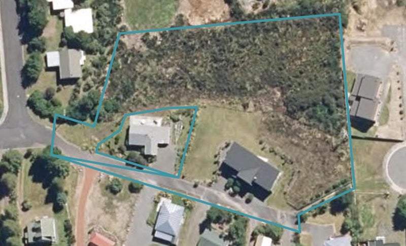 17 Kirk Street, WAIMARINO, OWHANGO - Carousel 1