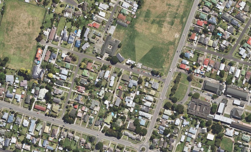 8 School Road, Te Hapara, Gisborne - Carousel 1